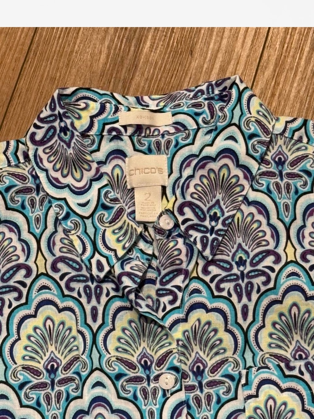 Chico’s Blue Patterned Collared Linen Button Up Top - Picture 3 of 4